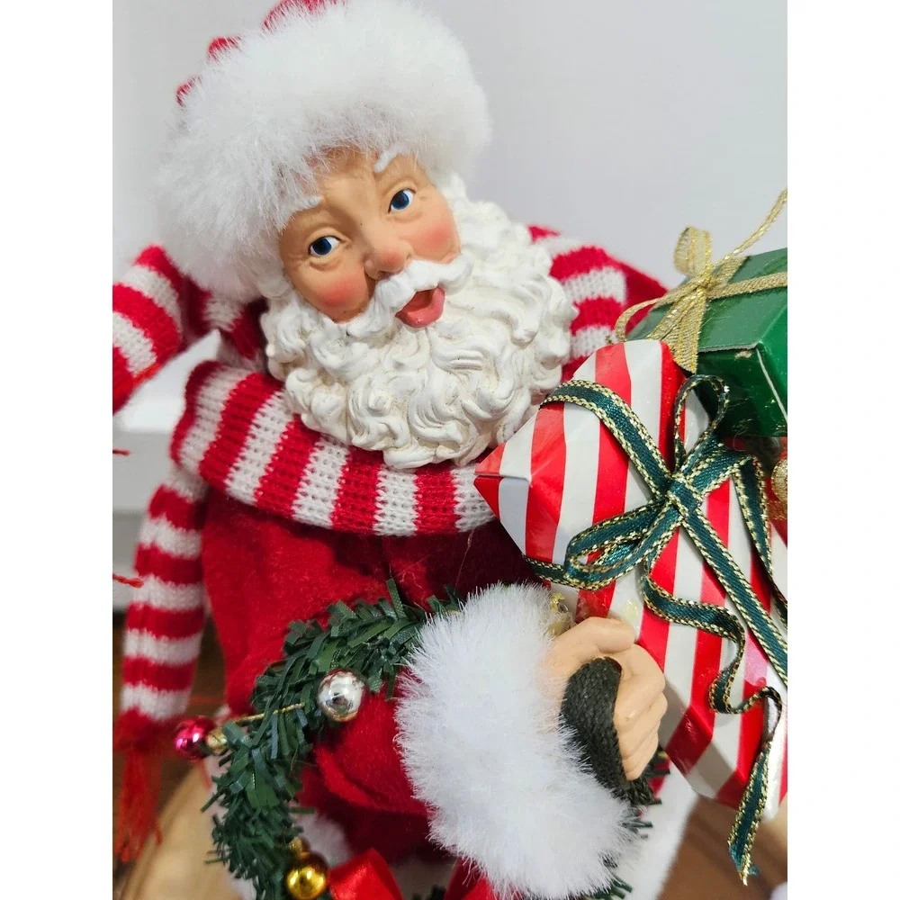 Department 56 Possible Dreams Clothique Shopping Santa Bulldog 2pc Set 4022409